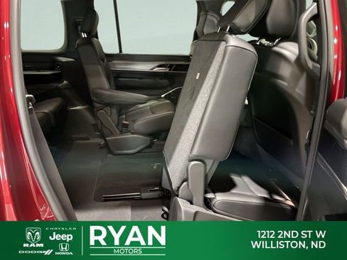 New 2025 Jeep Wagoneer Series II w/ Convenience Group I image 51