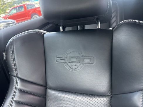 Used 2023 Chrysler 300 C RWD image 34