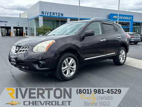 Used 2013 Nissan Rogue SV AWD/4WD image 1