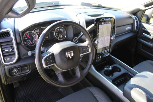 Used 2024 RAM 2500 Big Horn w/ Night Edition AWD/4WD image 15