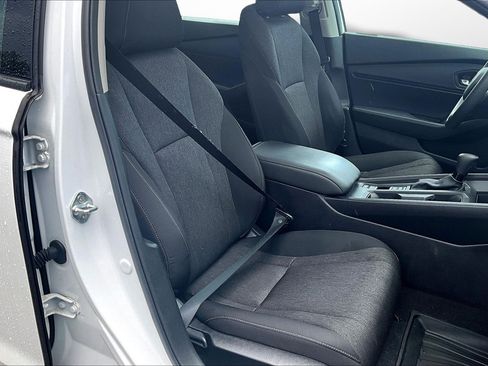 Used 2023 Honda Accord EX image 7