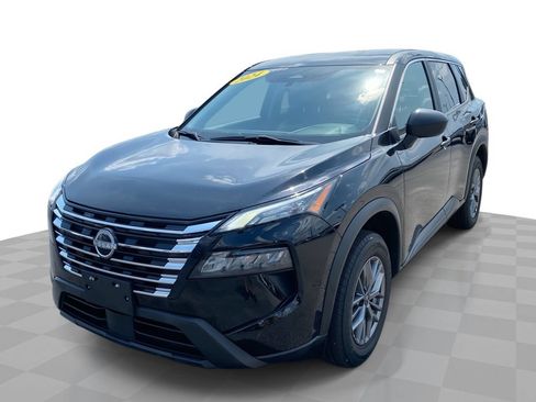 Used 2024 Nissan Rogue S AWD/4WD image 1