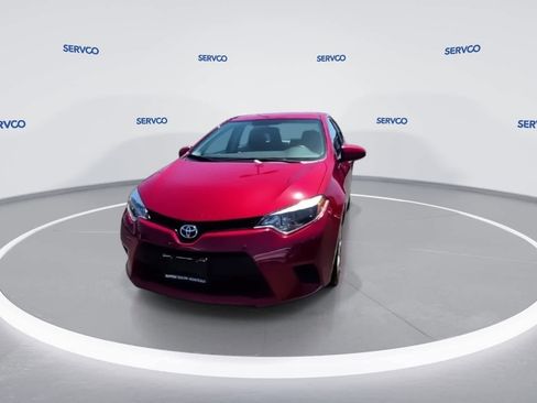 Used 2014 Toyota Corolla LE FWD image 3