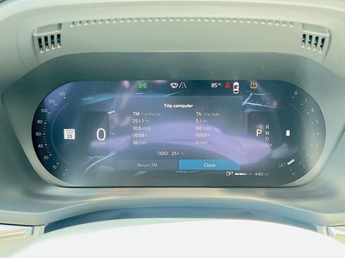 New 2026 Volvo XC60 B5 Ultra w/ Protection Package Premier image 17