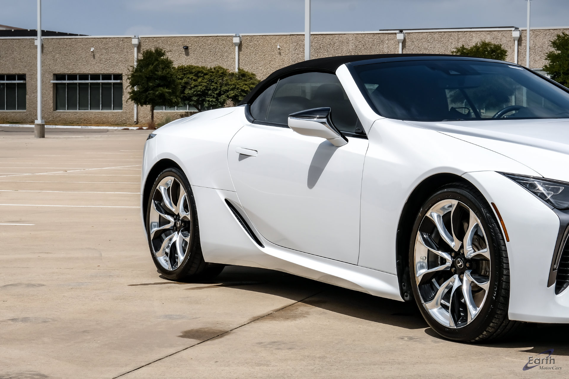 Used 2021 Lexus LC 500 Convertible w/ Touring Package RWD image 27
