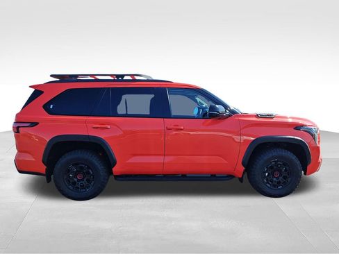 Used 2023 Toyota Sequoia TRD Pro AWD/4WD image 6