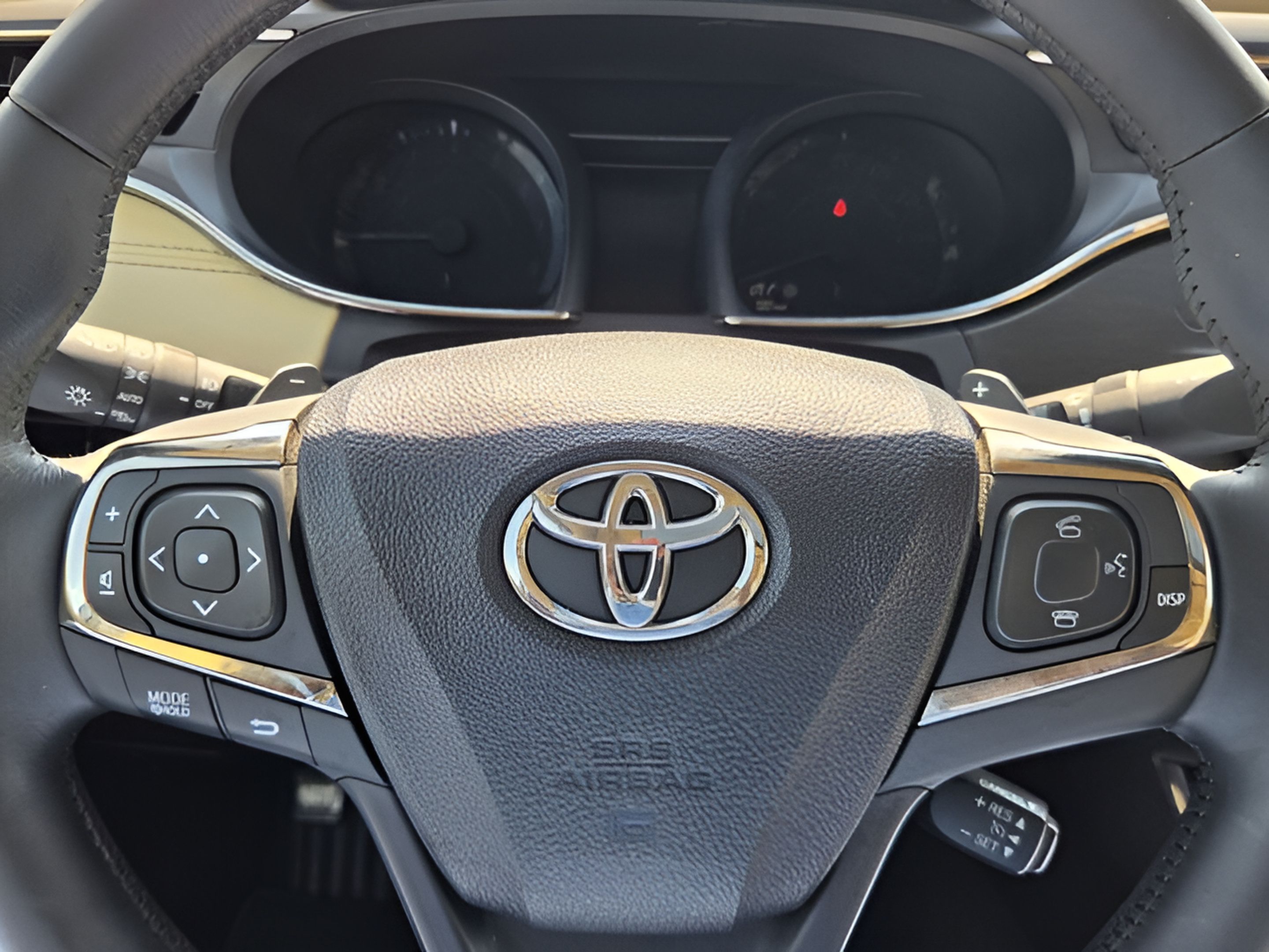 Used 2015 Toyota Avalon Limited FWD image 22