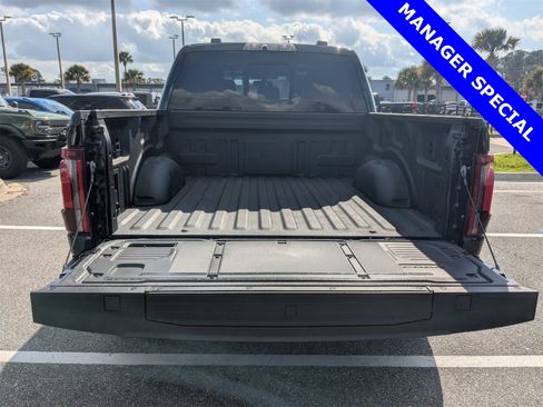 Used 2025 Ford F150 Raptor image 13