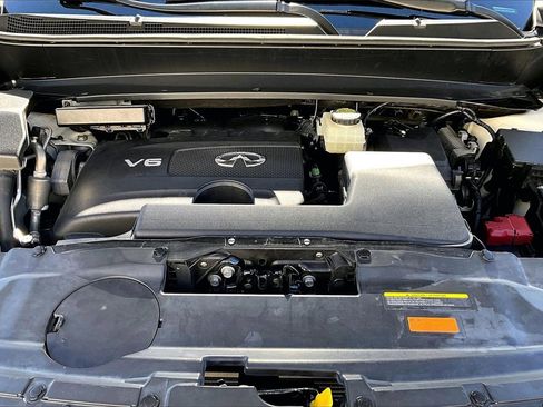 Used 2017 INFINITI QX60 Luxe w/ Deluxe Technology Package image 39