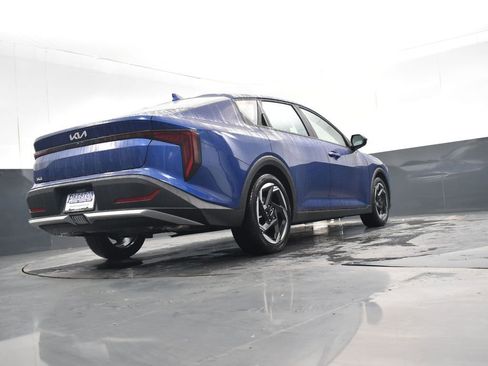 New 2025 Kia K4 EX image 16