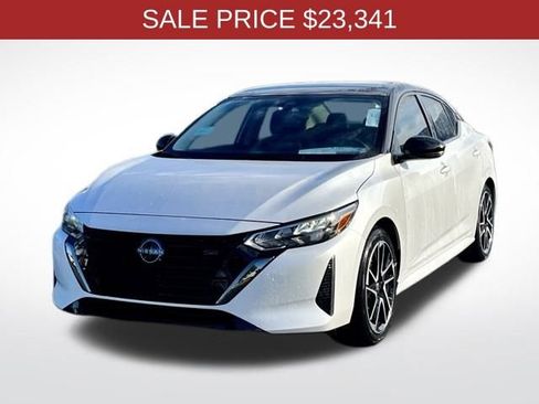 New 2025 Nissan Sentra SR image 6