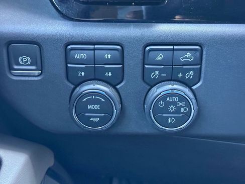 Used 2024 Chevrolet Silverado 1500 ZR2 w/ ZR2 Bison Edition AWD/4WD image 41