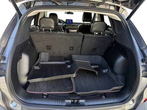 Used 2022 Ford Escape SEL w/ SEL Stealth AWD Package image 17