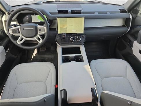 Used 2026 Land Rover Defender 110 S AWD/4WD image 9