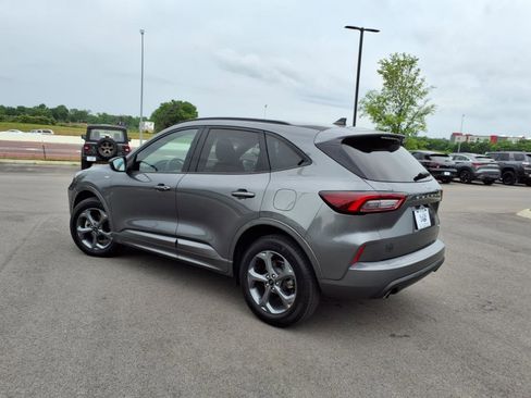 Used 2023 Ford Escape ST-Line image 5