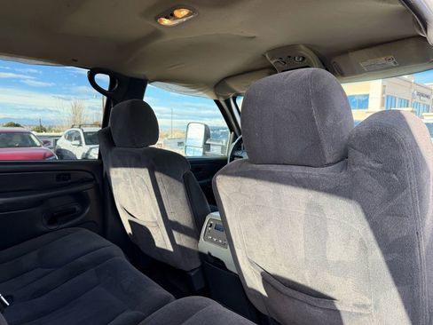 Used 2005 Chevrolet Silverado 2500 LS w/ Heavy-Duty Power Package image 22