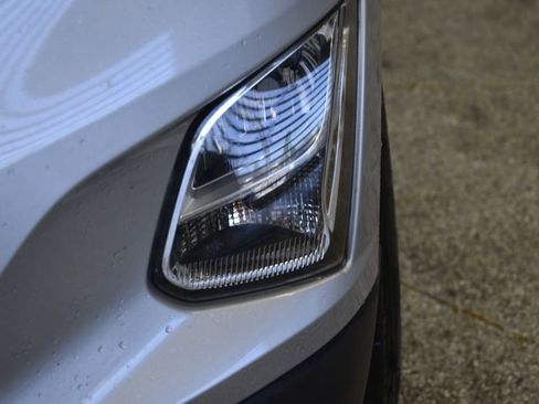 Used 2020 Chevrolet Equinox LT image 19