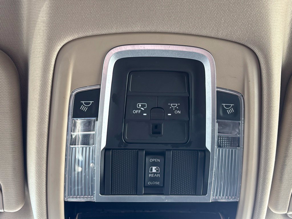 Used 2020 RAM 1500 Laramie RWD image 15