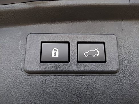 Certified 2025 Subaru Outback Premium w/ Popular Package #1A image 56