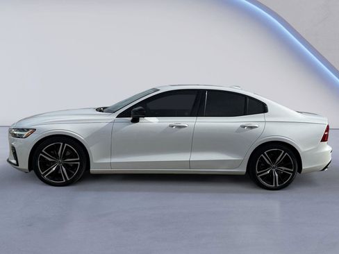 Used 2020 Volvo S60 T5 R-Design image 6
