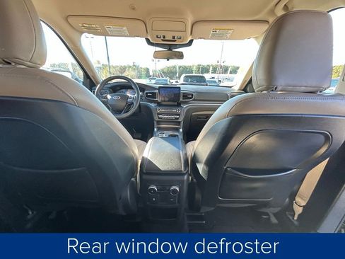 Used 2020 Ford Explorer XLT w/ Equipment Group 202A image 23
