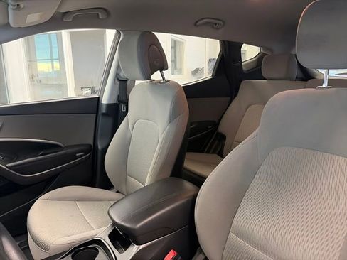Used 2016 Hyundai Santa Fe Sport image 34