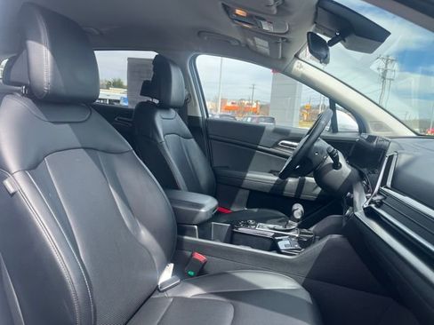 Used 2023 Kia Sportage EX FWD image 14