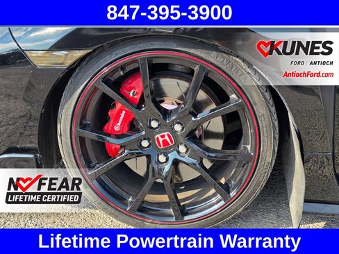 Used 2018 Honda Civic Type R image 17