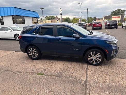 Used 2023 Chevrolet Equinox LT image 6