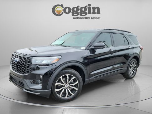 New 2026 Ford Explorer ST-Line image 1