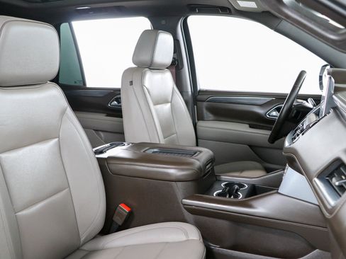 Used 2023 GMC Yukon SLT AWD/4WD image 30