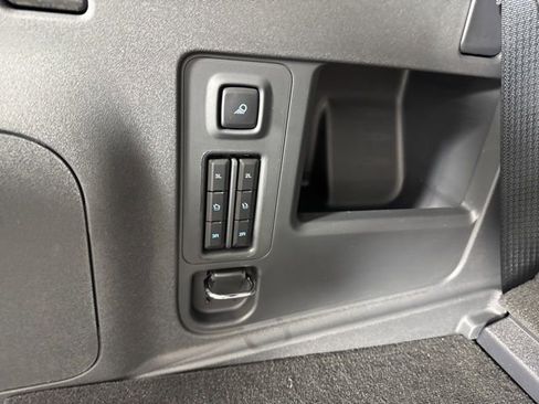 New 2025 Ford Expedition Platinum w/ Stealth Appearance Package image 28