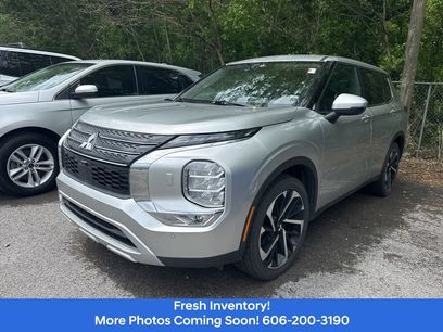 Used 2024 Mitsubishi Outlander SE