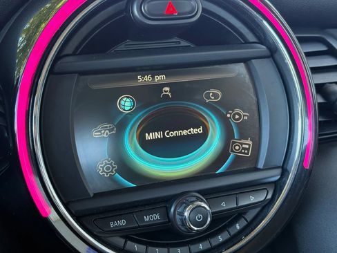 Used 2017 MINI Cooper 2-Door Hardtop FWD image 17