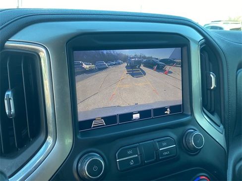 Used 2020 Chevrolet Silverado 1500 LT w/ Texas Edition image 28