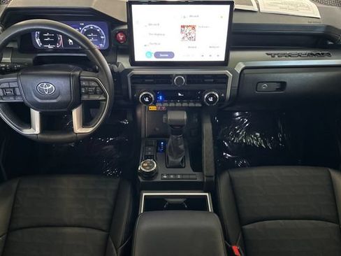 Used 2024 Toyota Tacoma TRD Off-Road w/ TRD Off Road Premium Package AWD/4WD image 16