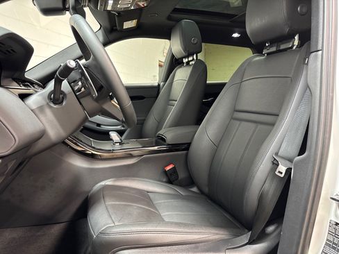 Used 2026 Land Rover Range Rover Evoque S AWD/4WD image 22