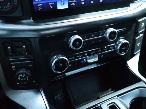 Used 2022 Ford F150 Platinum w/ Equipment Group 701A High image 15