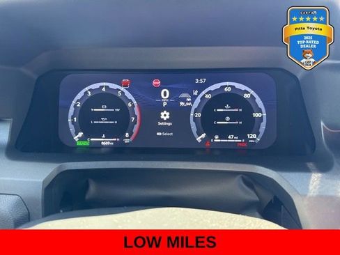 Certified 2025 Toyota 4Runner TRD Off-Road AWD/4WD image 27