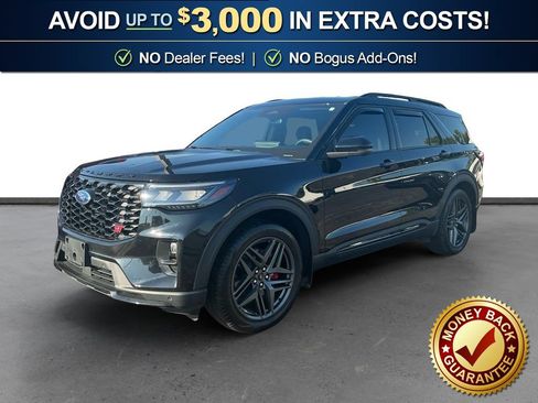 Used 2025 Ford Explorer ST AWD/4WD image 1