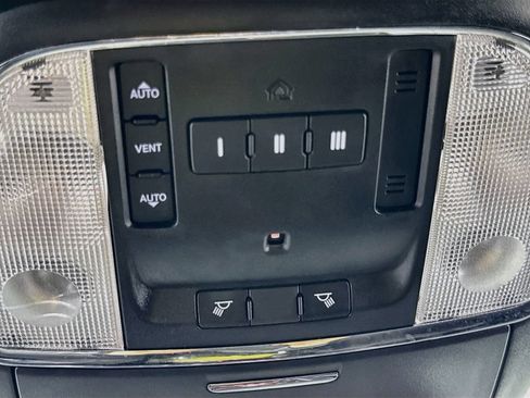 Used 2016 Dodge Charger SXT w/ AWD Plus Group image 12