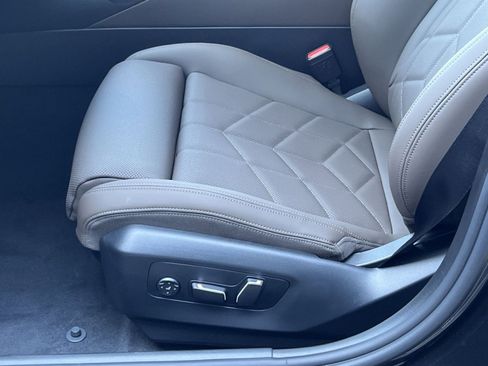 New 2026 BMW i5 eDrive40 w/ M Sport Package image 11