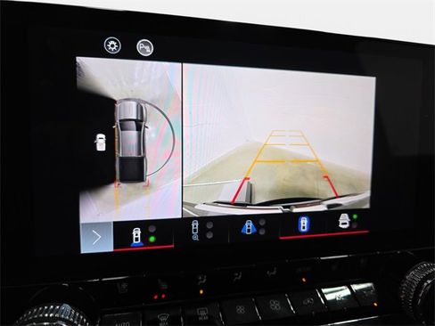 Used 2024 GMC Canyon Denali image 23