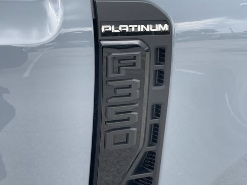 New 2026 Ford F350 Platinum w/ Tremor Off-Road Package AWD/4WD image 12