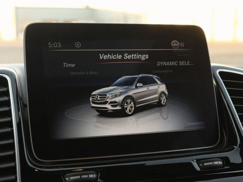 Used 2018 Mercedes-Benz GLE 350 image 35