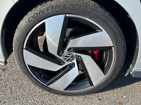 Used 2022 Volkswagen GTI S FWD image 14