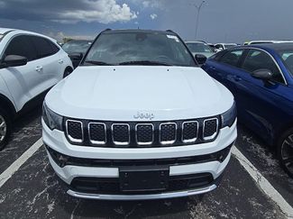 Used 2023 Jeep Compass Limited AWD/4WD video 3