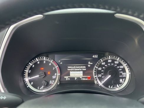 Used 2024 Toyota Highlander XLE image 20