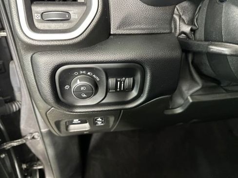 Used 2019 RAM 1500 Big Horn image 19