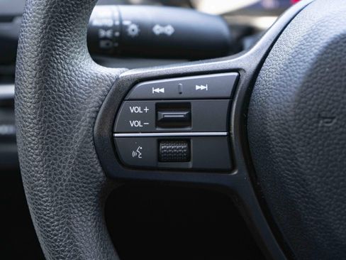 Used 2023 Honda Accord EX image 20